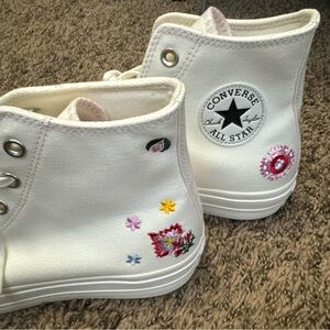 NEW Converse Chuck Taylor All Star Lift Platform High Floral Embroidery …